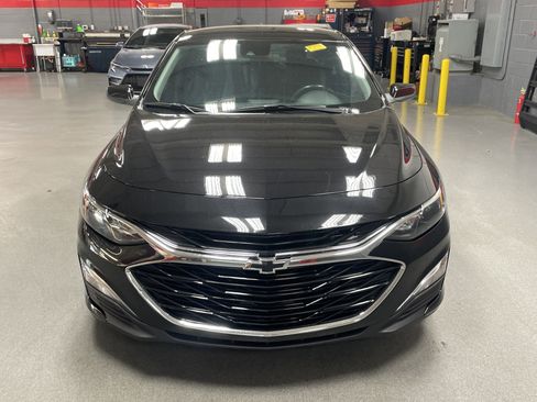 Used 2024 Chevrolet Malibu RS image 3