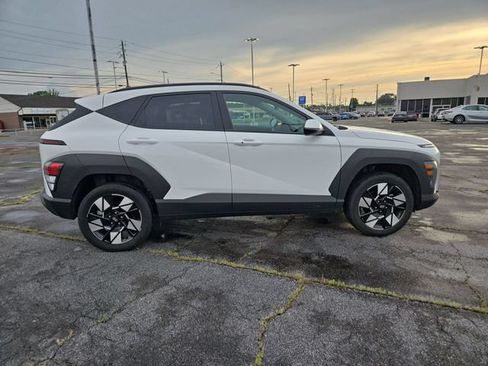 Used 2024 Hyundai Kona SEL AWD/4WD image 9