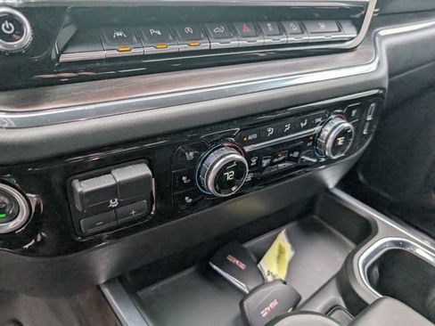 Used 2023 GMC Sierra 1500 SLT w/ SLT Premium Plus Package image 23