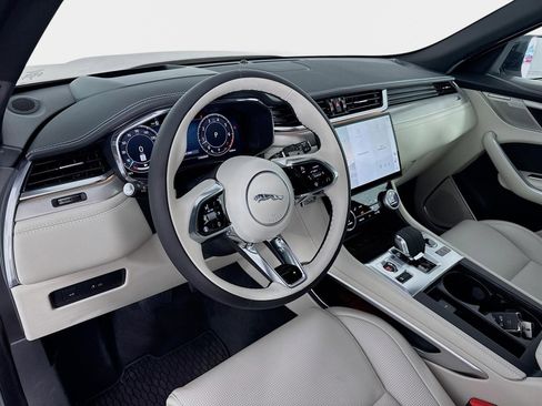 New 2026 Jaguar F-PACE R-Dynamic S AWD/4WD image 9