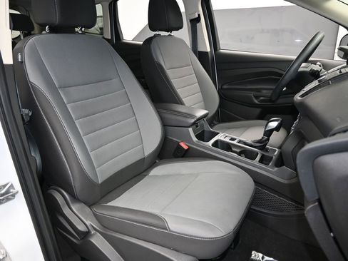 Used 2017 Ford Escape S image 35