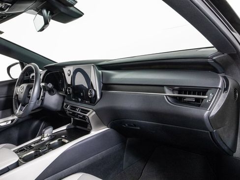 Used 2023 Lexus RX 350 Premium image 18