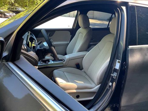 New 2026 Mercedes-Benz GLA 250 4MATIC image 14