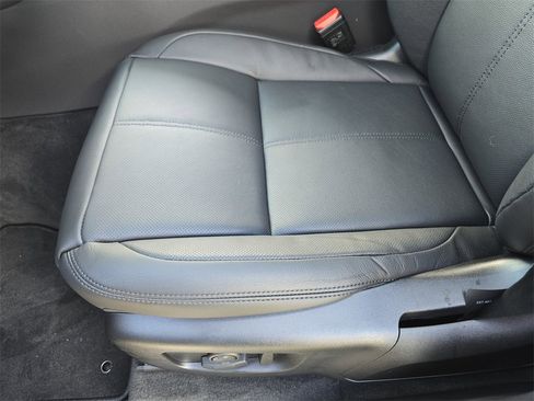 New 2026 Land Rover Range Rover Velar Dynamic SE image 29