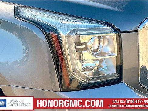 Used 2020 GMC Yukon Denali w/ Open Road Package AWD/4WD image 33