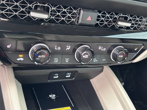 Certified 2025 Honda Accord EX-L image 30