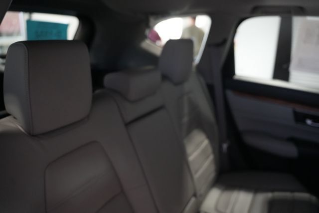 Used 2018 Honda CR-V Touring image 18