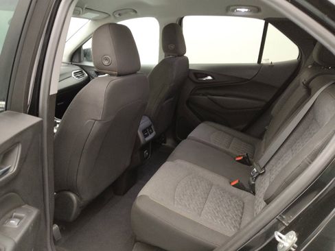 Used 2022 Chevrolet Equinox LT FWD image 18