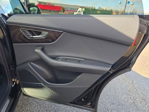 Used 2019 Audi Q8 Prestige w/ Towing Package image 12