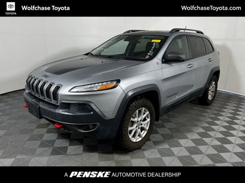 Used 2014 Jeep Cherokee Trailhawk w/ Technology Group AWD/4WD image 1