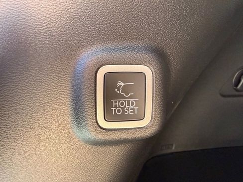 New 2026 Jeep Cherokee Limited image 18