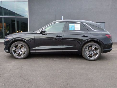 Certified 2023 Genesis Electrified GV70 Advanced image 7