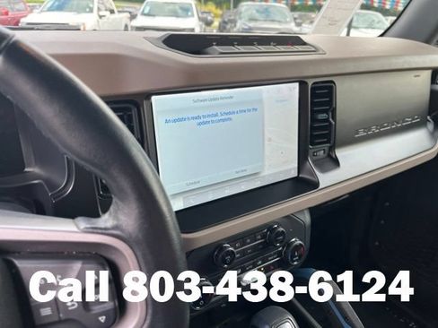 Used 2022 Ford Bronco Wildtrak AWD/4WD image 25