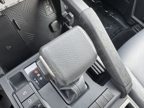 Certified 2024 Toyota Tacoma SR5 image 29