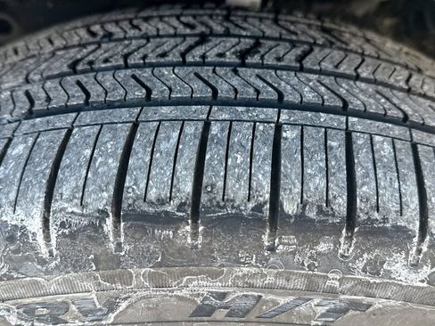 New 2025 Mitsubishi Outlander AWD image 11