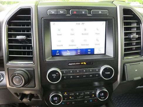 Used 2021 Ford Expedition Max XLT image 11