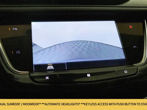 Used 2021 Cadillac XT6 Premium Luxury image 7