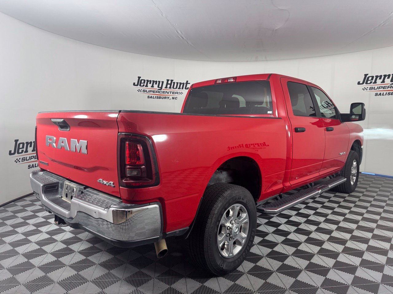 Used 2026 RAM 2500 Big Horn AWD/4WD image 7