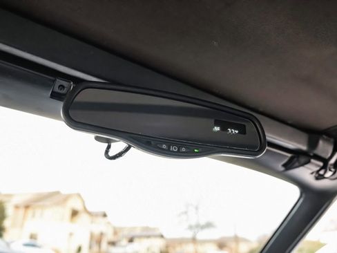 Used 2001 Chrysler Prowler Base image 19