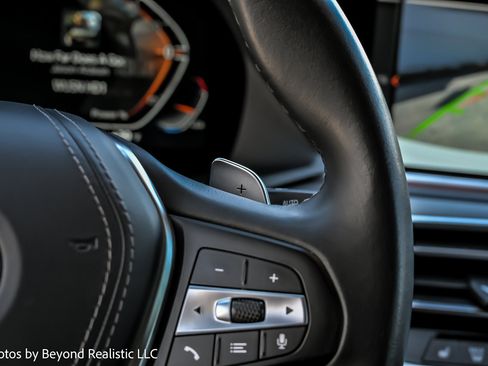 Used 2022 BMW X6 xDrive40i w/ Premium Package image 36