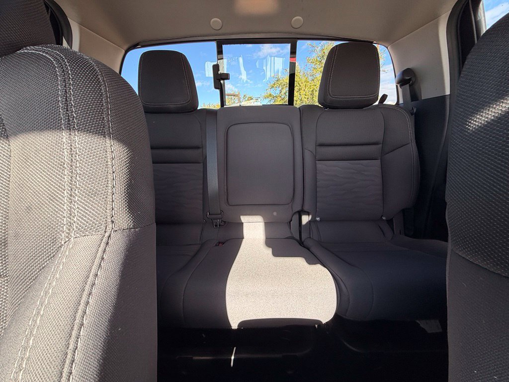 Used 2024 Nissan Frontier SV w/ SV Convenience Package RWD image 17