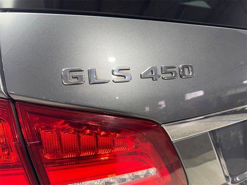 Used 2018 Mercedes-Benz GLS 450 4MATIC image 23
