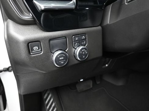 Used 2025 GMC Sierra 1500 SLT RWD image 13