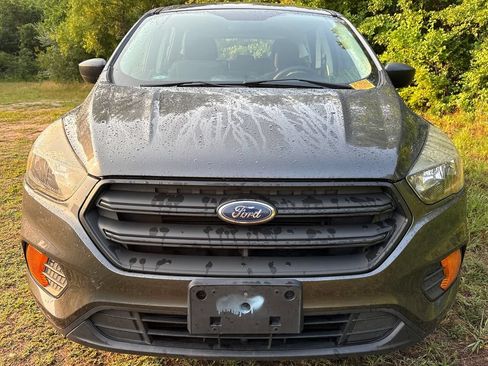 Used 2018 Ford Escape S FWD image 2