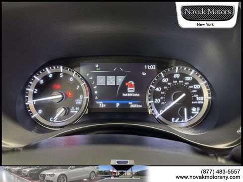 Used 2022 Toyota Highlander XLE AWD/4WD image 20