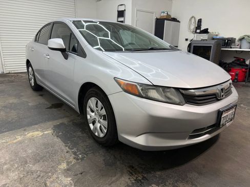 Used 2012 Honda Civic LX image 5