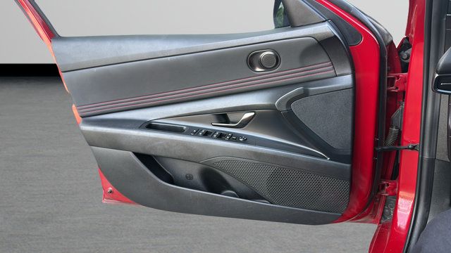 Used 2021 Hyundai Elantra N Line FWD image 10