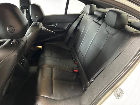Used 2013 BMW 328i xDrive Sedan AWD/4WD image 22