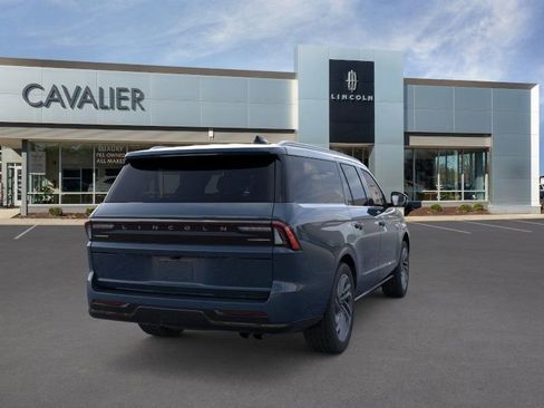 New 2025 Lincoln Navigator L Reserve image 8