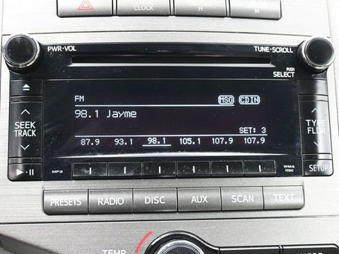 Used 2012 Toyota Venza LE image 22