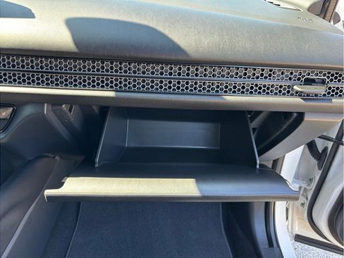 Used 2026 Honda HR-V Sport image 36