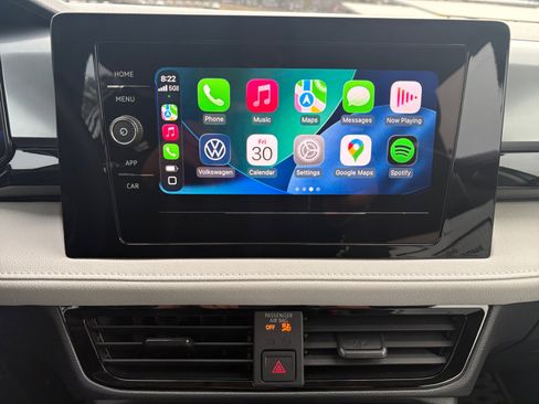 Used 2025 Volkswagen Taos S image 14