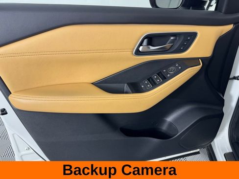 Used 2023 Nissan Rogue Platinum w/ Platinum Premium Package image 10