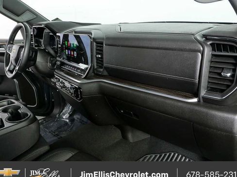 Certified 2025 Chevrolet Silverado 1500 LT AWD/4WD image 21