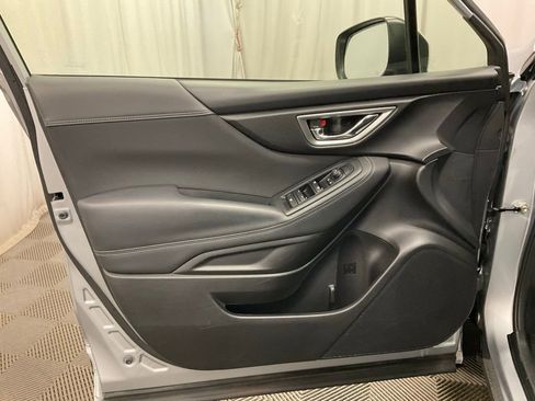 Used 2023 Subaru Forester Premium image 15