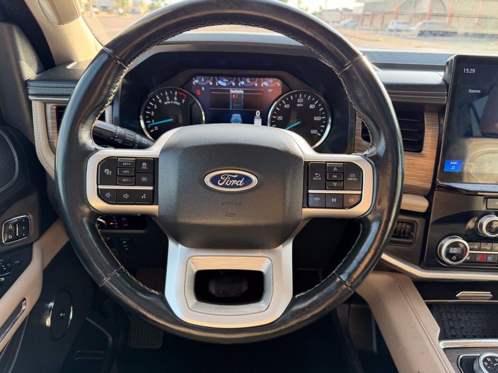 Used 2024 Ford Expedition Limited AWD/4WD image 35