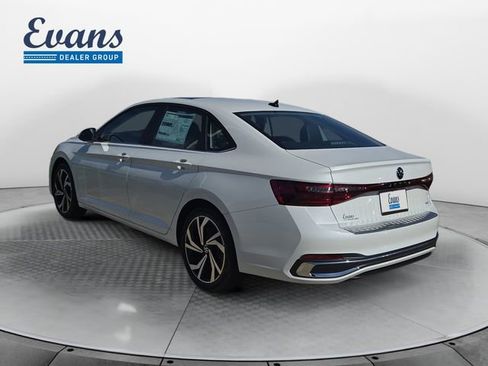 New 2026 Volkswagen Jetta SEL FWD image 4