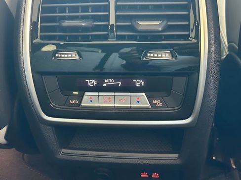 Used 2026 BMW X5 xDrive40i w/ M Sport Package image 34