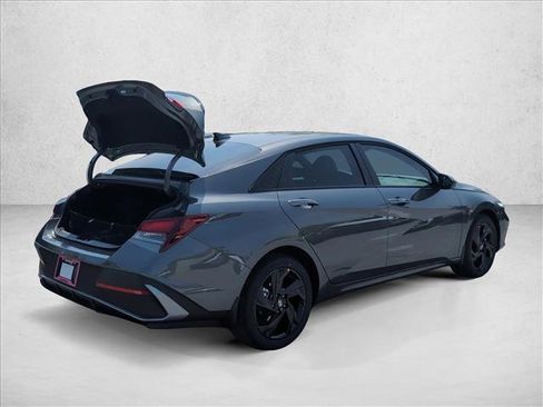 New 2026 Hyundai Elantra Sport image 2