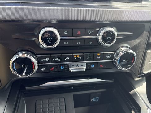 New 2026 Ford F250 Platinum AWD/4WD image 7