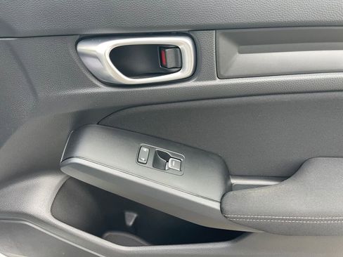 Used 2023 Honda Civic LX image 30