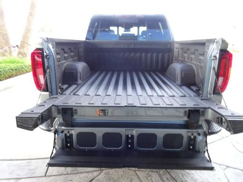 New 2026 GMC Sierra 1500 Elevation AWD/4WD image 8
