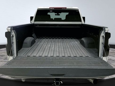 Used 2023 Chevrolet Silverado 2500 W/T image 7