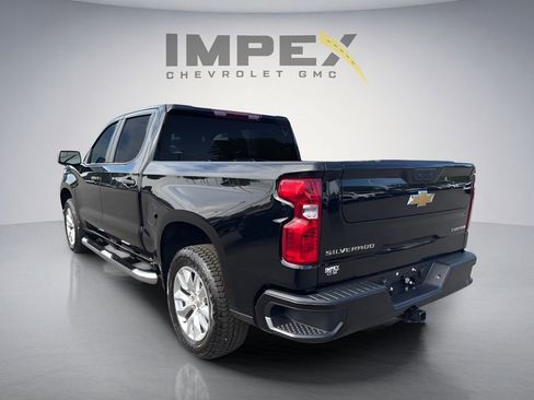 Used 2026 Chevrolet Silverado 1500 Custom RWD image 3