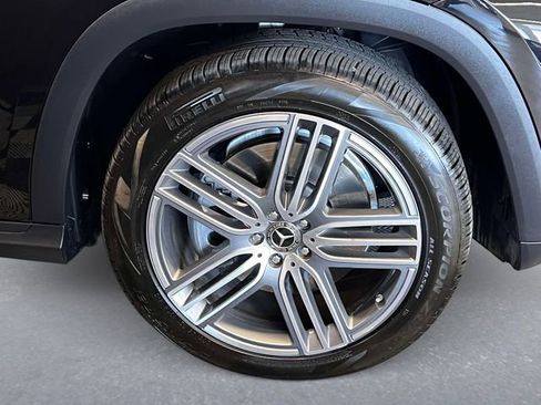 Certified 2026 Mercedes-Benz GLS 450 4MATIC image 7