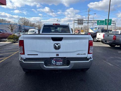 Used 2024 RAM 3500 Big Horn image 38